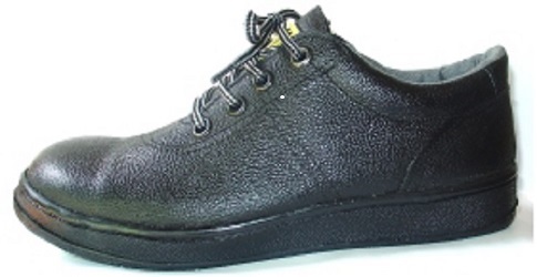 ST-1102/BLACK
SAFETY  DECK 
SHOE
Size range : 
UK 5 (EU38) to UK 10 (EU45)